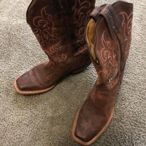 Tony lama cowgirl boots